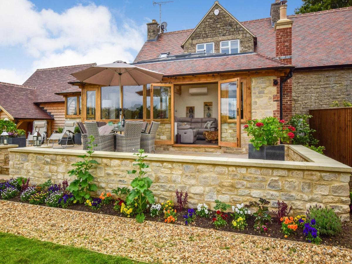 Minchinhampton Hyde Tyning Cottage מראה חיצוני תמונה