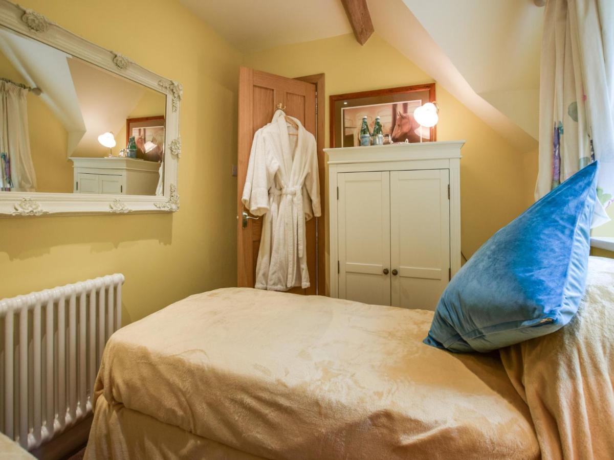 Minchinhampton Hyde Tyning Cottage מראה חיצוני תמונה