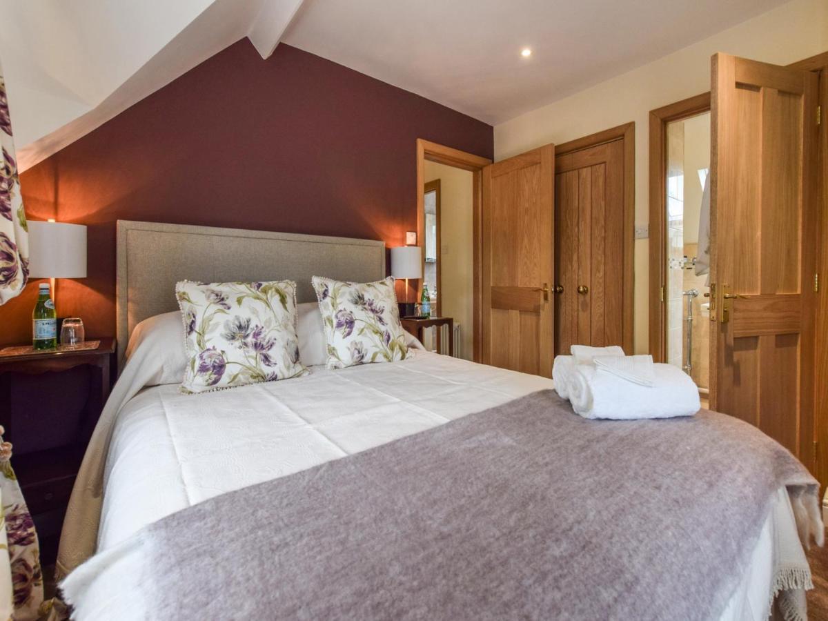 Minchinhampton Hyde Tyning Cottage מראה חיצוני תמונה